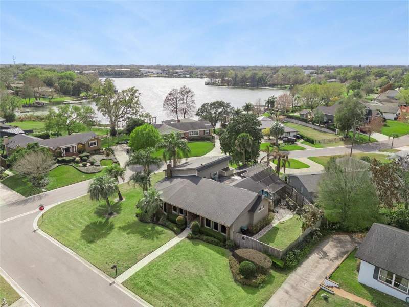 3226 S OSCEOLA AVENUE home for sale in Lake Jewel Hills