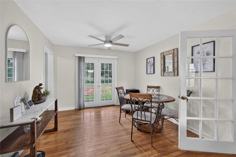 4 bedroom Single Family Residence at 627 Holly Place, Shore Acres, Lakeland — photo 5