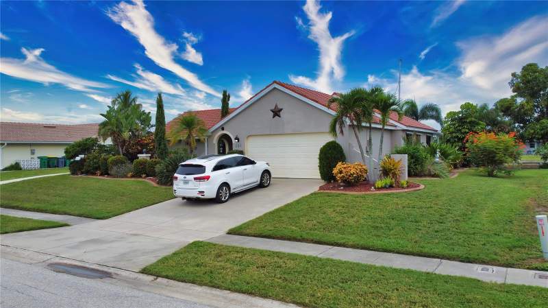 3 bedroom Single Family Residence at 234 Fields Terrace, Port Charlotte Sec 040, Port Charlotte — photo 3