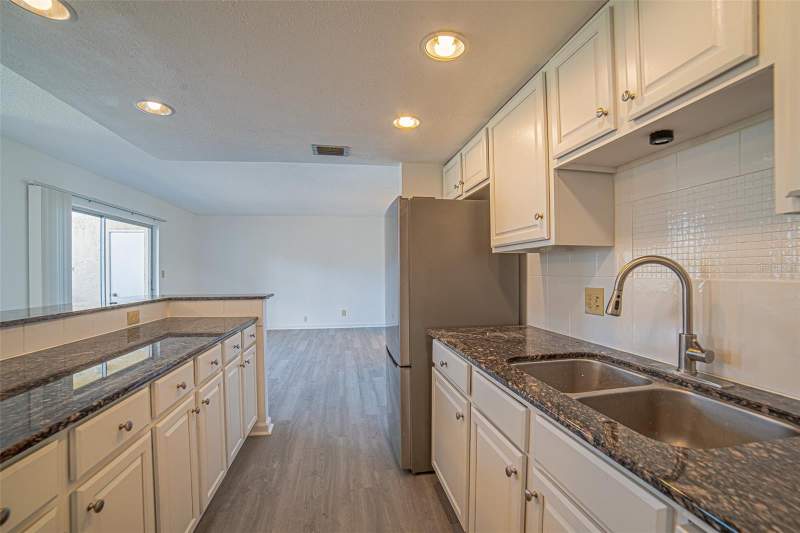2 bedroom Condominium at 629 N KEENE ROAD #T11, ST ANDREWS COVE CONDO, CLEARWATER — photo 3