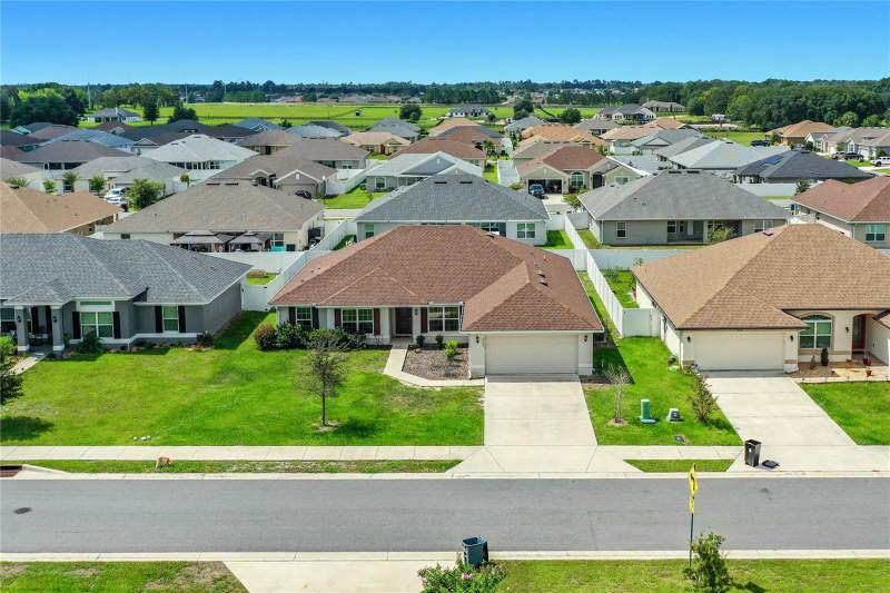 4 bedroom Single Family Residence at 5108 SW 90th Place, Oaks At Ocala Crossings South, Ocala — photo 2