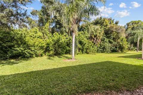 1621 Lancashire Drive, Venice FL - photo 18 of 59