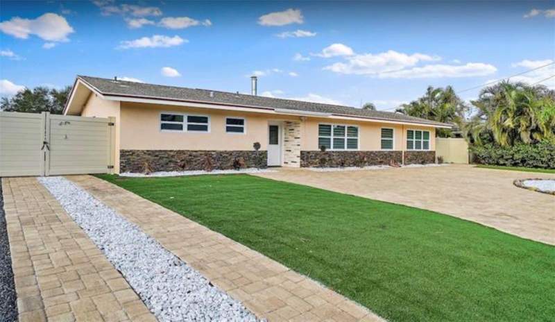 3 bedroom Single Family Residence at 245 78 Th Avenue, Sans Souci Estates, St Petersburg — photo 2