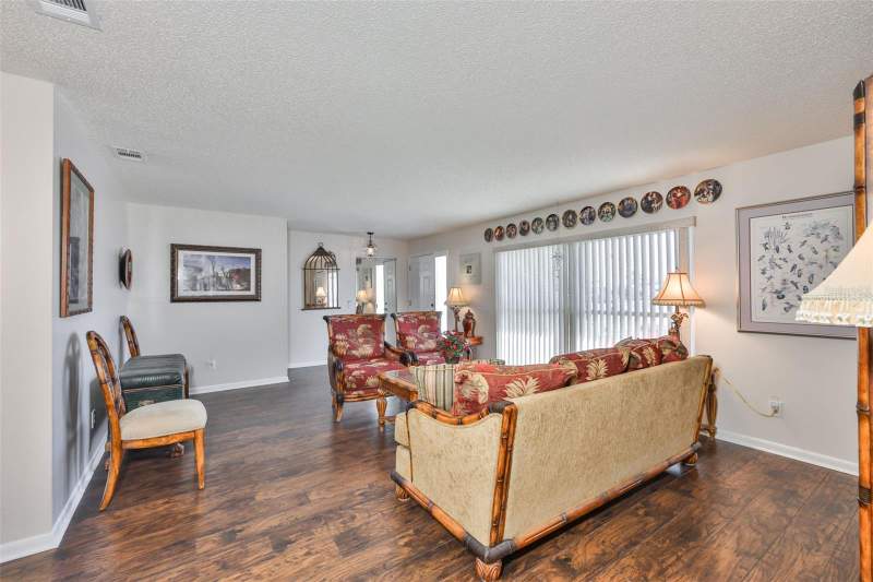 2 bedroom Single Family Residence at 1254 W Del Webb Boulevard, Del Webbs Sun City Florida Un, Sun City Center — photo 5