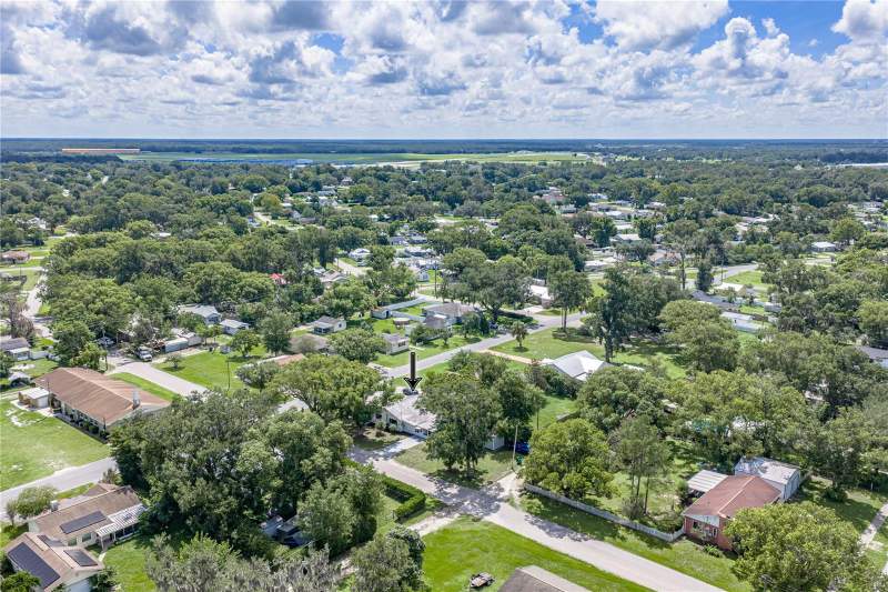 4 bedroom Single Family Residence at 5207 10th Street, City Zephyrhills, Zephyrhills — photo 3