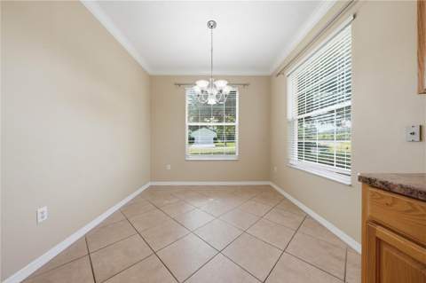 81 Twin Lake Cir, Umatilla FL - photo 10 of 62