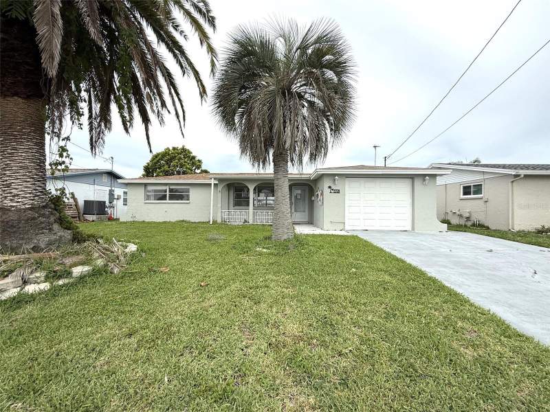 12739 3RD ISLE home for sale in Leisure Beach