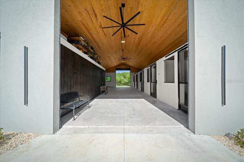4 bedroom Farm at 3888 SW 140th Avenue, Ocala Equestrian Park, Ocala — photo 4