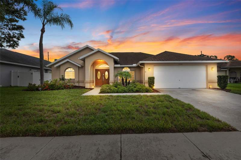 3 bedroom Single Family Residence at 22861 Sterling Manor Loop, Willow Bend, Lutz — photo 2