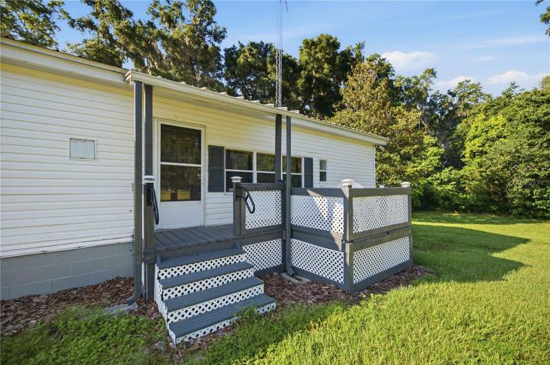3 bedroom Mobile Home at 4950 SE 112th Street Road, Belleview, Belleview — photo 2