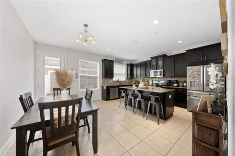 8515 Vedder Ln, Orlando FL - photo 10 of 34