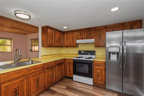 1414 W Evergreen Drive, Citrus Springs FL - photo 15 of 46