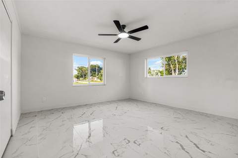 4405 Pinfish Lane, Palmetto FL - photo 15 of 41