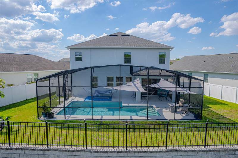 6 bedroom Single Family Residence at 3032 Prelude Lane, Storey Lake Ph I-3B, Kissimmee — photo 2