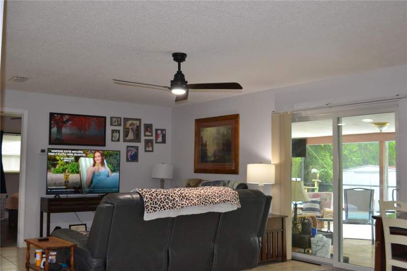 3 bedroom Single Family Residence at 6496 Toledo Road, Spring Hill, Spring Hill — photo 5