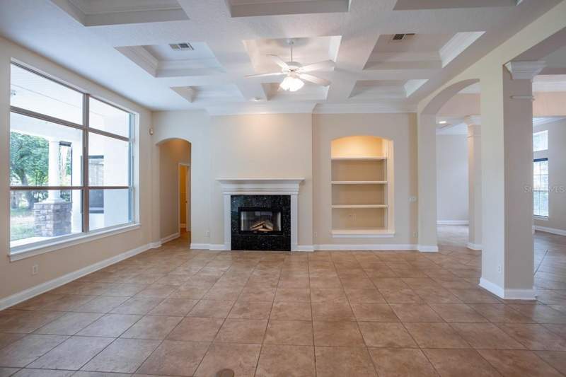 4 bedroom Single Family Residence at 25609 HAWKS RUN LANE, HEATHROW COUNTRY ESTATE, SORRENTO — photo 5
