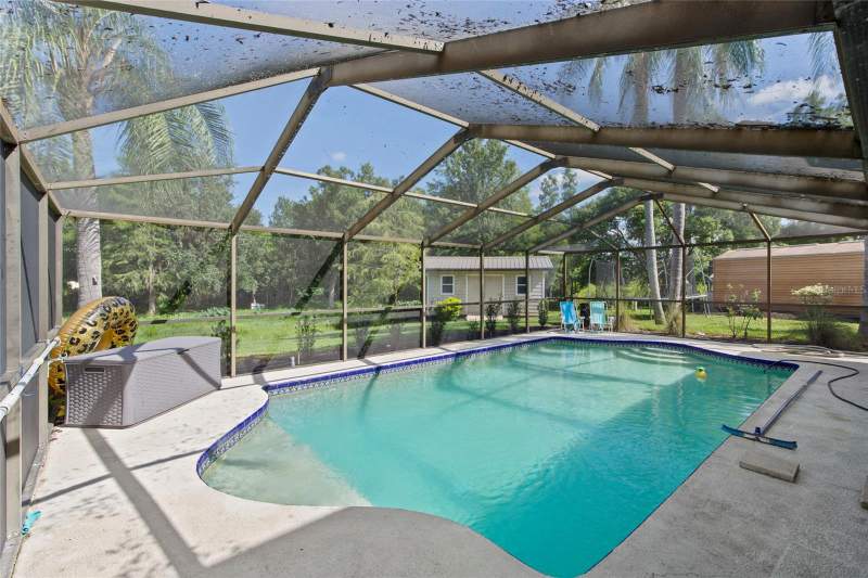4 bedroom Single Family Residence at 16126 Country Crossing Drive, Country Place West Unit V, Tampa — photo 2