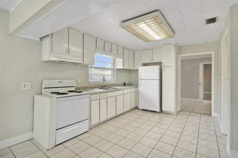 601 Louisiana Avenue, St Cloud FL - photo 6 of 34