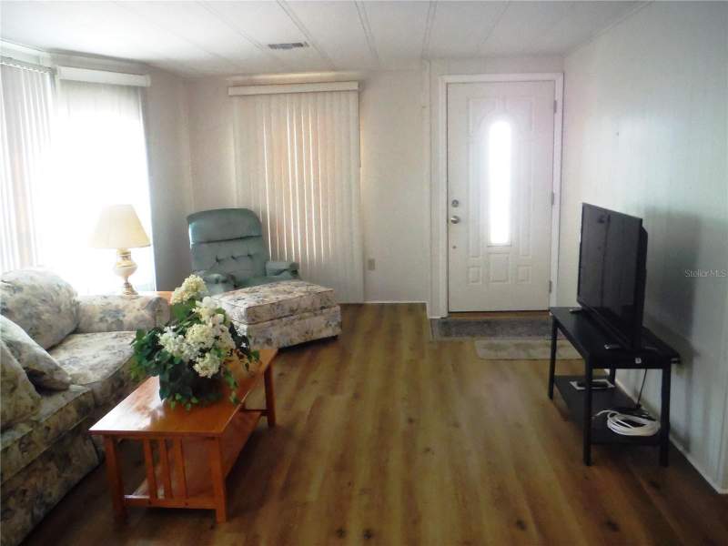2 bedroom Manufactured Home at 141 Forest Lane #13, Briar Creek Mobile Home Community II Condo, Safety Harbor — photo 4
