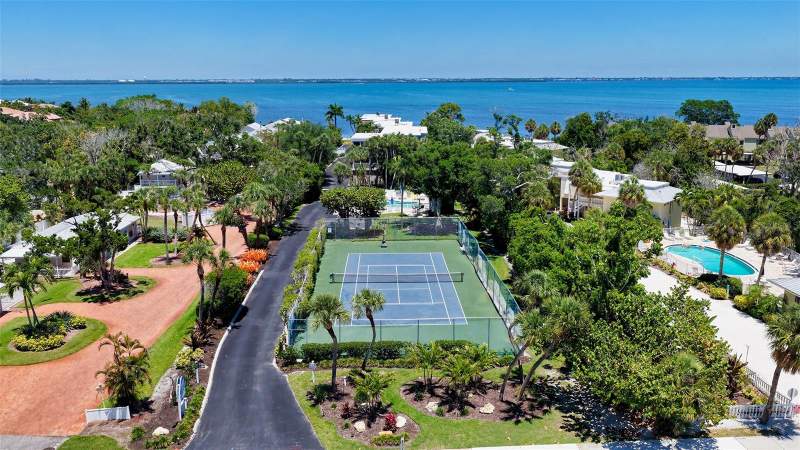 3 bedroom Condominium at 5320 Gulf Of Mexico Drive #101, Longboat Landing, Longboat Key — photo 2