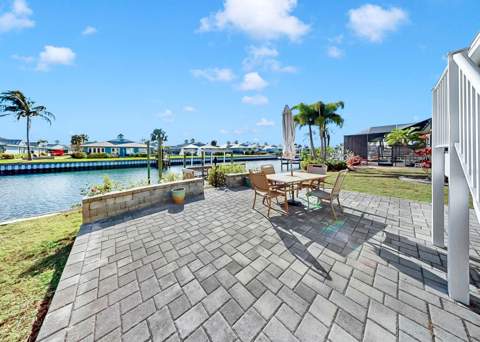 916 Spindle Palm Way, Apollo Beach FL - photo 21 of 41