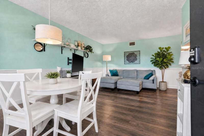 1 bedroom Condominium at 4000 3rd Street #304, Northwick Arms Condo, St Petersburg — photo 2