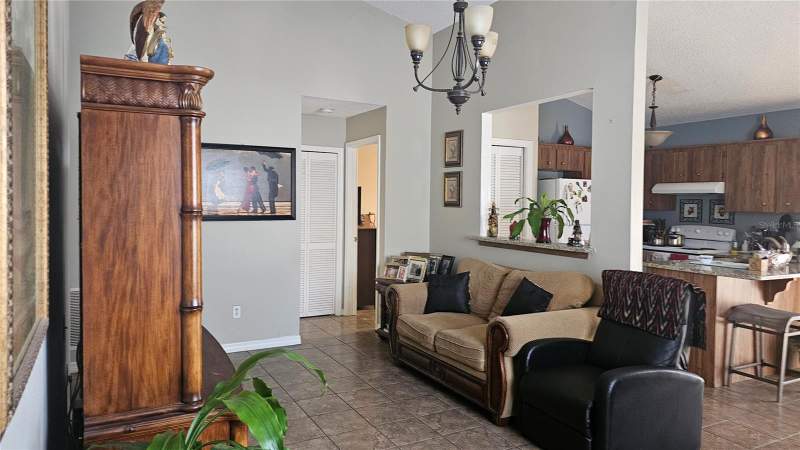 2 bedroom Single Family Residence at 9906 SURREY RIDGE ROAD, SURREY RIDGE, ORLANDO — photo 3