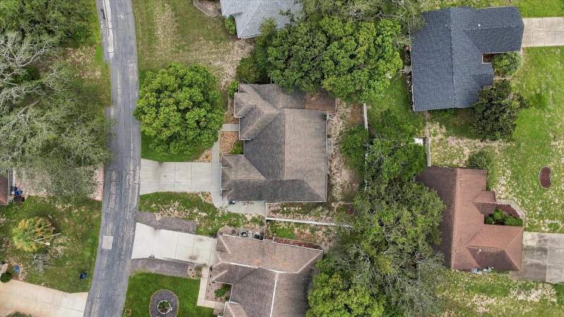 4 bedroom Single Family Residence at 8088 Spanish Oak Drive, Berkeley Manor Ph I, Spring Hill — photo 3