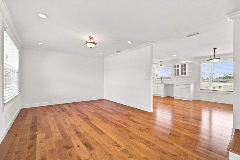 3 bedroom Single Family Residence at 13155 Boca Ciega Avenue, Pages Rep Of Mitchells Beach, Madeira Beach — photo 5