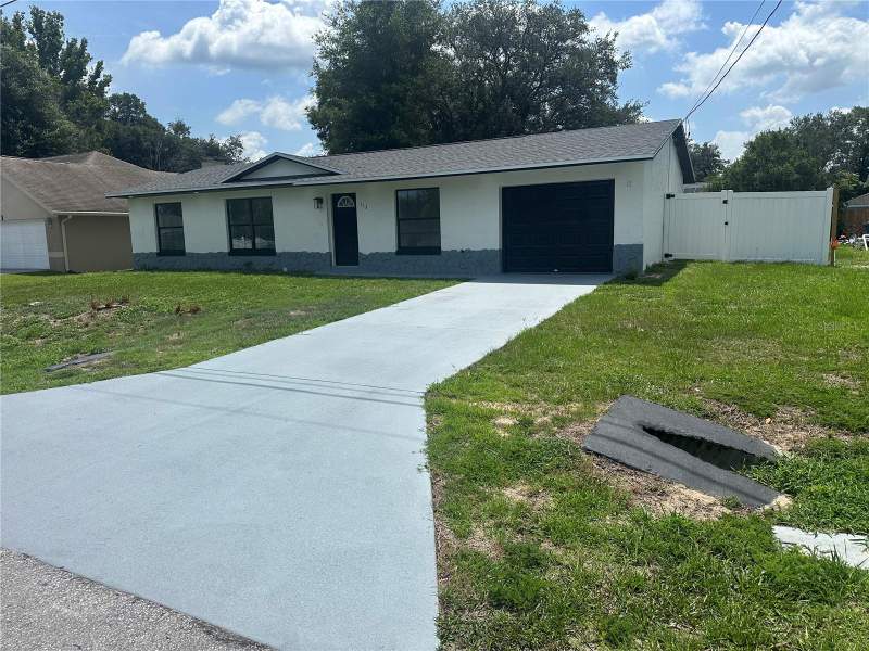 2 bedroom Single Family Residence at 113 Teak Loop, Silver Spgs Shores Un 23, Ocala — photo 2