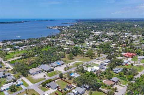 275 S Mango Street, Englewood FL - photo 15 of 22