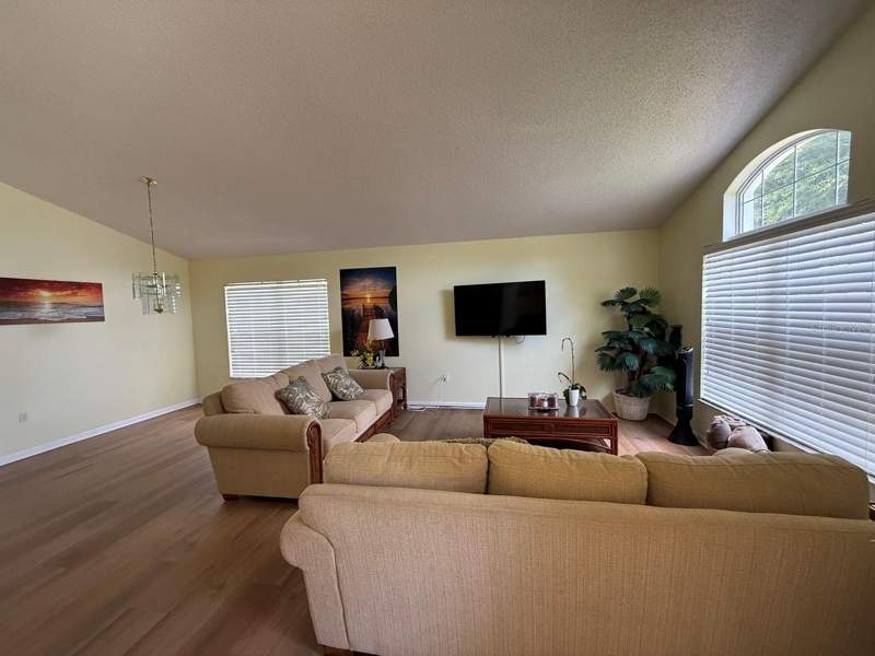 4 bedroom Single Family Residence at 318 Langham Drive, Westridge Ph Vii-B, Davenport — photo 2