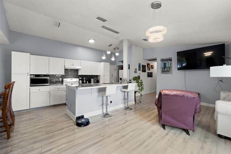 3 bedroom Single Family Residence at 1335 15th Street, Sutherland Town Of, Palm Harbor — photo 5