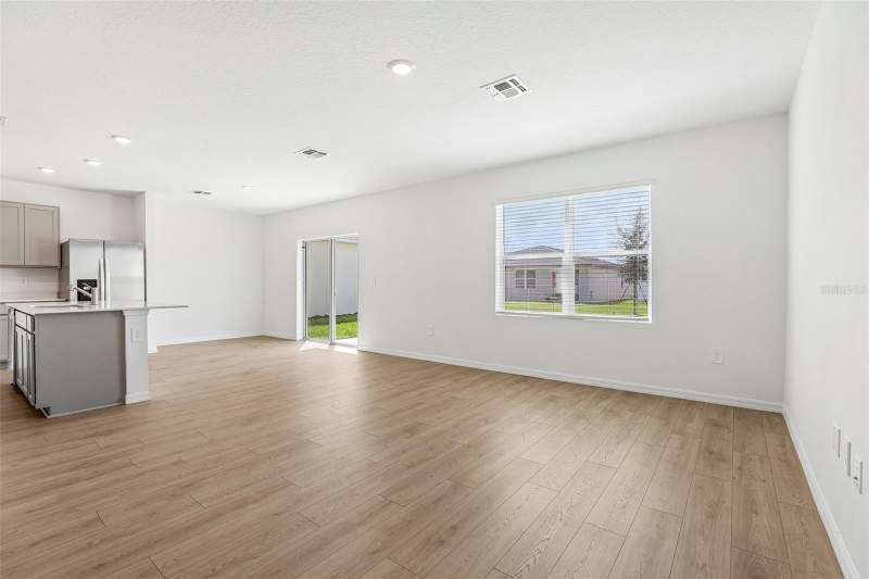 4 bedroom Single Family Residence at 5629 Brook Lane, Crosswinds East Phase 1, Haines City — photo 3