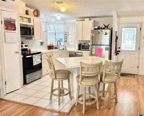 102 Americana Court #206, St Petersburg FL - photo 10 of 30