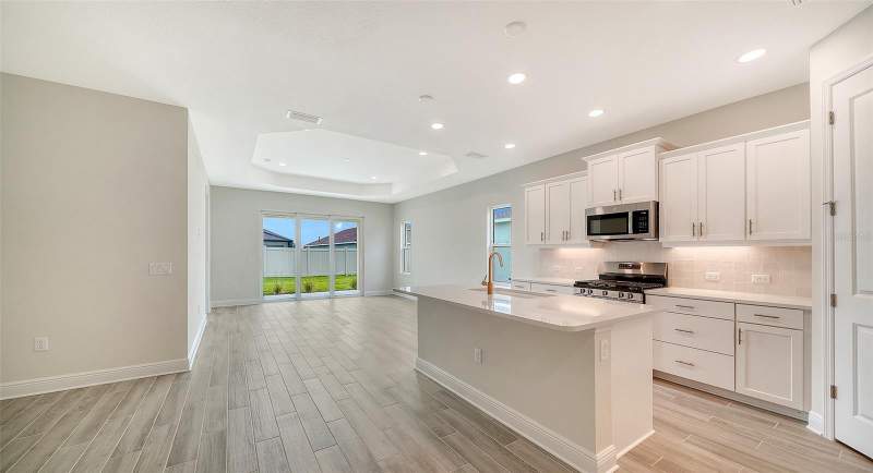 3 bedroom Single Family Residence at 4408 Spoon Blade Drive, Canoe Creek Ph IV, Parrish — photo 4