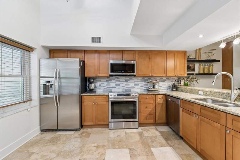2 bedroom Condominium at 2599 Dolly Bay Drive #302, Dolly Bay A Village On Lake Tarpon, Palm Harbor — photo 2