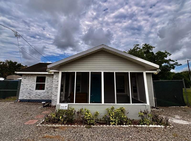 3 bedroom Single Family Residence at 5415 OLD HIGHWAY 37, PRESHA SUB, LAKELAND — photo 1
