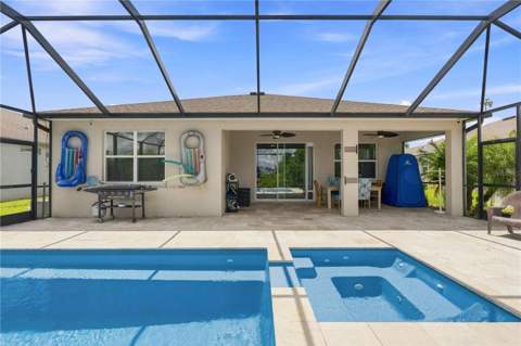 3916 Mossy Limb Court, Palmetto FL - photo 10 of 31