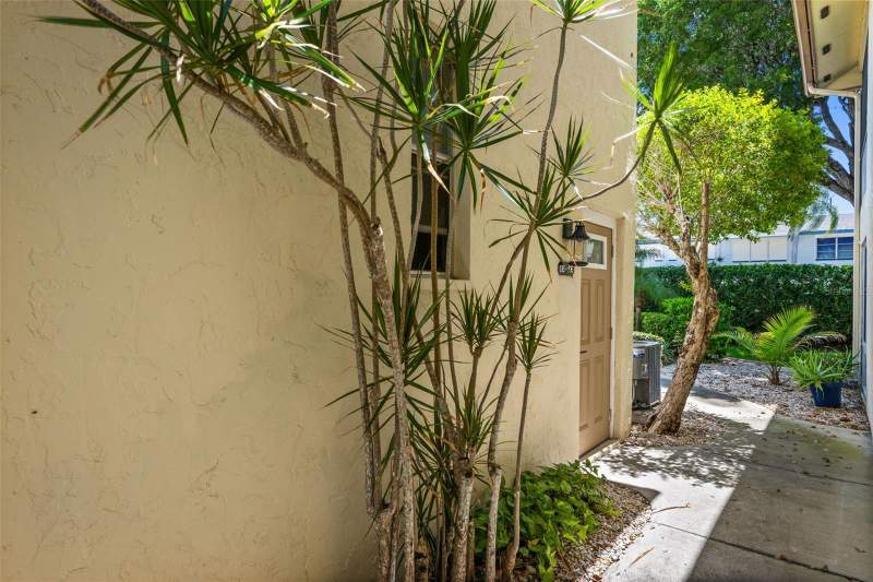 3 bedroom Condominium at 1345 SE 40th Terrace #2E, Cor Del Condo, Cape Coral — photo 5