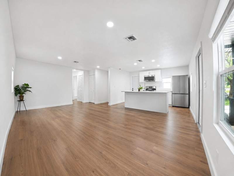 3 bedroom Single Family Residence at 9212 N Brooks Street, Fairview Terrace, Tampa — photo 3