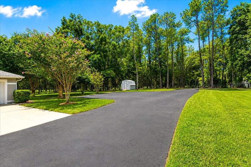 4 bedroom Single Family Residence at 855 NW 75th Terrace, Derby Farms, Ocala — photo 5