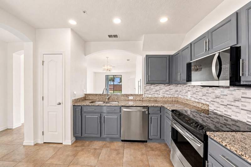 3 bedroom Townhouse at 2307 Aloha Bay Court, Villas/Woodsmere 01-4 & 06 & 07, Ocoee — photo 5