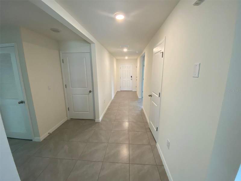 4 bedroom Single Family Residence at 8864 SW 49th Circle, Greystone Hills Ph Two, Ocala — photo 4