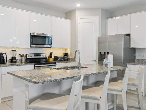 7989 Formosa Valley Place, Kissimmee FL - photo 14 of 45
