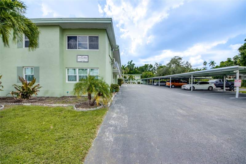2 bedroom Condominium at 2544 1st Street #107, James Evans Homestead, Fort Myers — photo 2