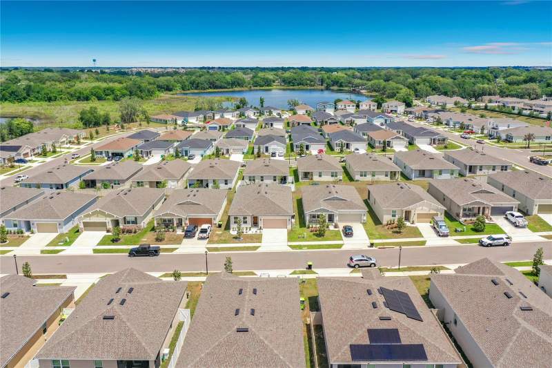 4 bedroom Single Family Residence at 418 Quayside Ave Avenue, Sunset Lakes, Mascotte — photo 5