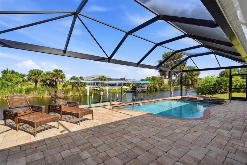 3 bedroom Single Family Residence at 13662 Begonia Circle, Port Charlotte Sec 078, Port Charlotte — photo 3