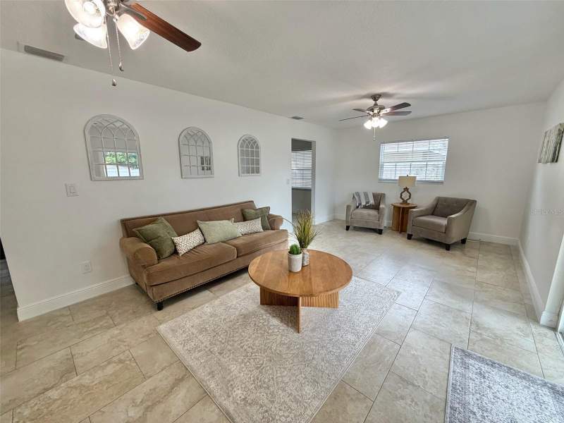 3 bedroom Single Family Residence at 6945 Orkney Avenue, Bonnie Bay Unit One, St Petersburg — photo 5