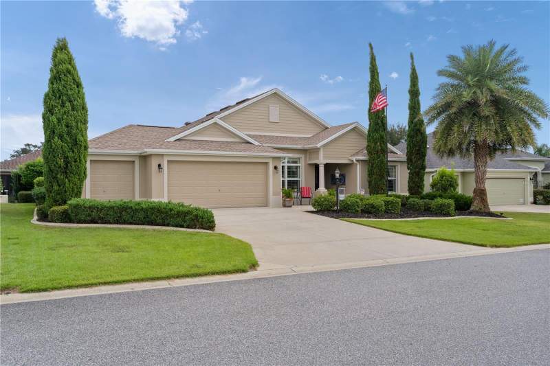 3 bedroom Single Family Residence at 3275 Kilarny Place, The Villages, The Villages — photo 3